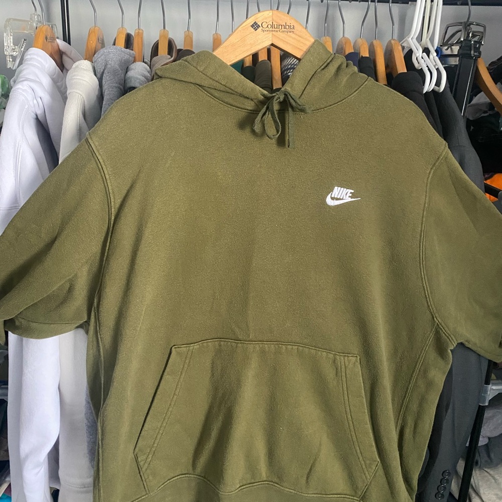 NIKE / HOODIE / COLOR- GREEN / SIZE- YOUTH XL